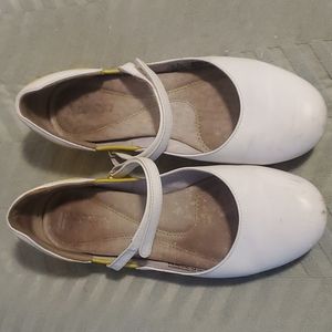 Lacoste White leather Sport Sporty Flats